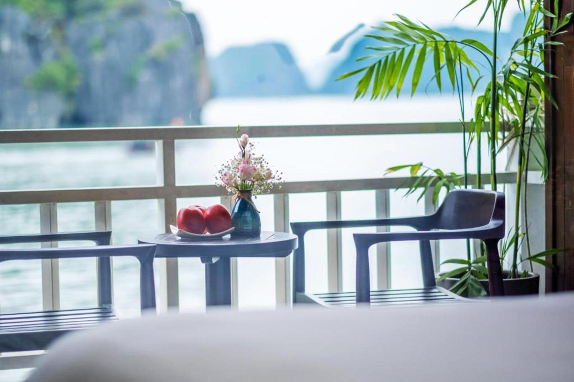 Halong Arcadia Cruise Hotel Hạ Long-öböl Kültér fotó
