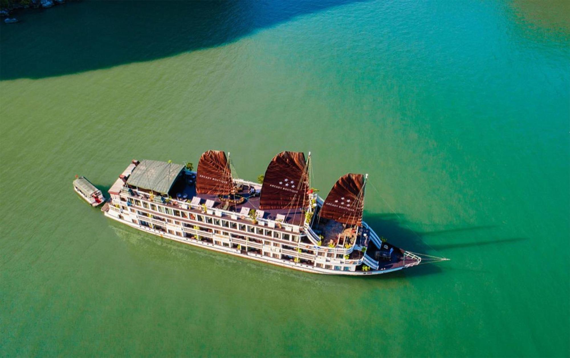 Halong Arcadia Cruise Hotel Hạ Long-öböl Kültér fotó